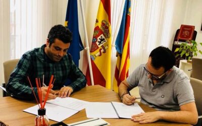 Firmamos un convenio de colaboración con el Ayuntamiento de Catadau