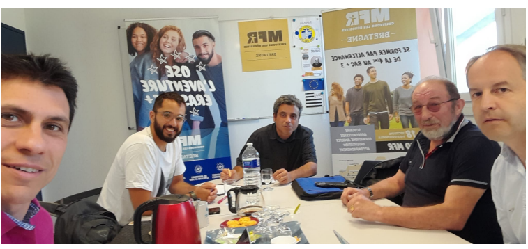 Profesores de la EFA La Malvesia realizan movilidad Erasmus para intercambiar experiencias educativas en la Bretaña francesa